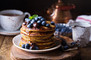 Yaban mersini ile kabak krep