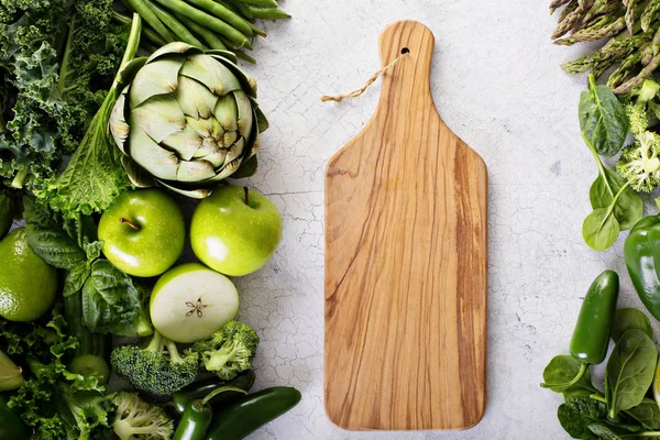 Variedade de legumes e frutas verdes — Fotografia de Stock