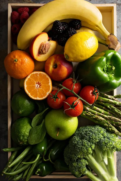 カラフルな野菜と果物 — ストック写真