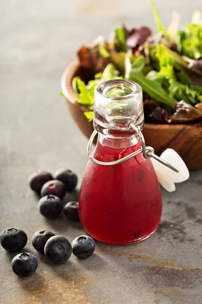 Sos sałatkowy Blueberry vinaigrette — Zdjęcie stockowe