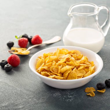 Bir kasede Cornflake tahıllar