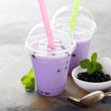 Berry kabarcık çay