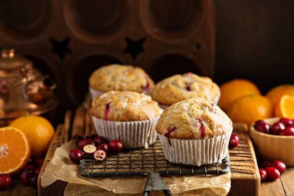 Muffiny pomarańczowe i żurawina — Zdjęcie stockowe