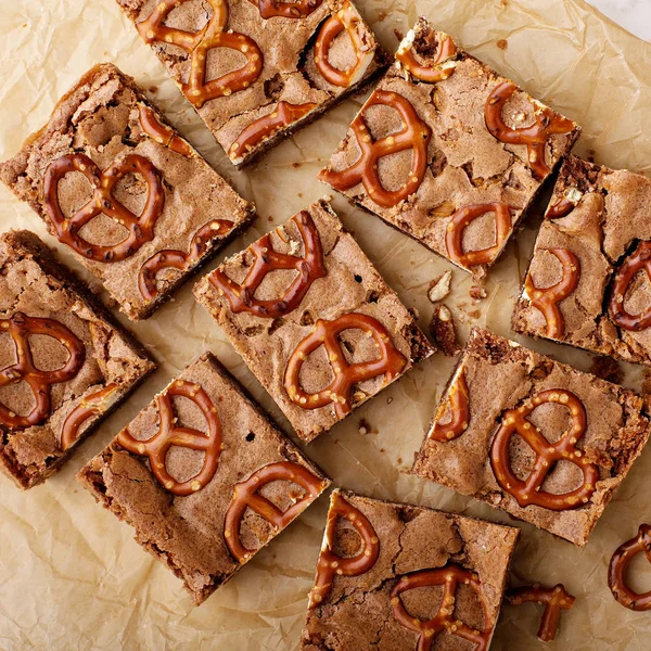 Brownies fatti in casa con pretzel — Foto Stock