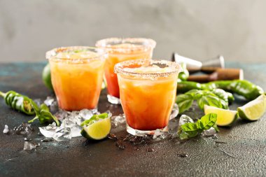 Tekila sunrise margarita