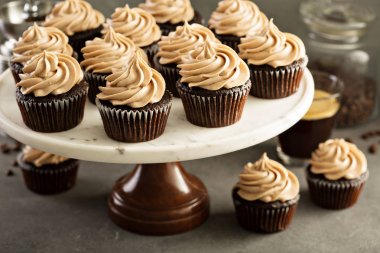 Çikolatalı espresso cupcakes