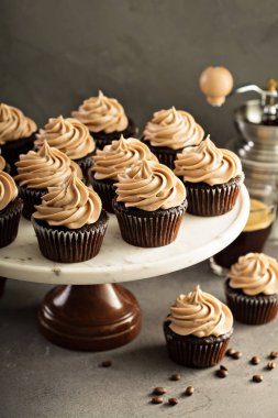 Çikolatalı espresso cupcakes