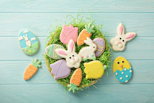 Easter cookies on a big plate — Stock Photo, Image