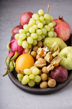 Egzotik meyve tabağı