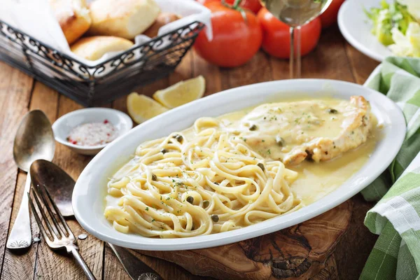 Tavuk Piccata sarımsak limon sos ile