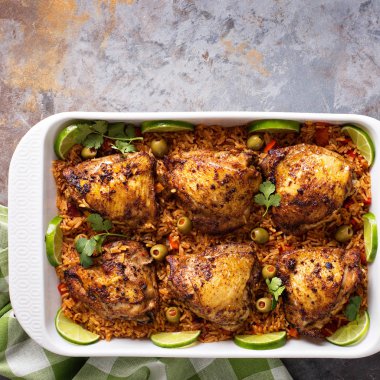 Arroz con Pollo, İspanyol rice ile kurutulmuş tavuk