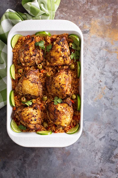 Arroz con Pollo, İspanyol rice ile kurutulmuş tavuk