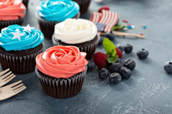 Cupcakes bandeira americana para 4 de julho — Fotografia de Stock