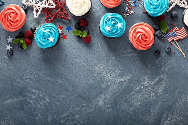 Αμερικανική σημαία cupcakes για 4η Ιουλίου — Φωτογραφία Αρχείου