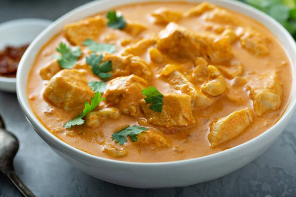 Pollo y anacardo al curry rojo — Foto de Stock