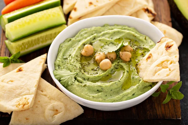 Abacate caseiro cilantro hummus — Fotografia de Stock