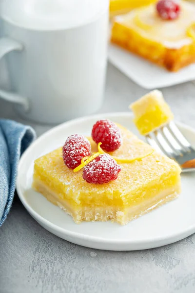 Lemon bar dessert — Stock Photo, Image