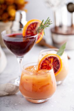 Kan portakallı kış ve sonbahar kokteylleri