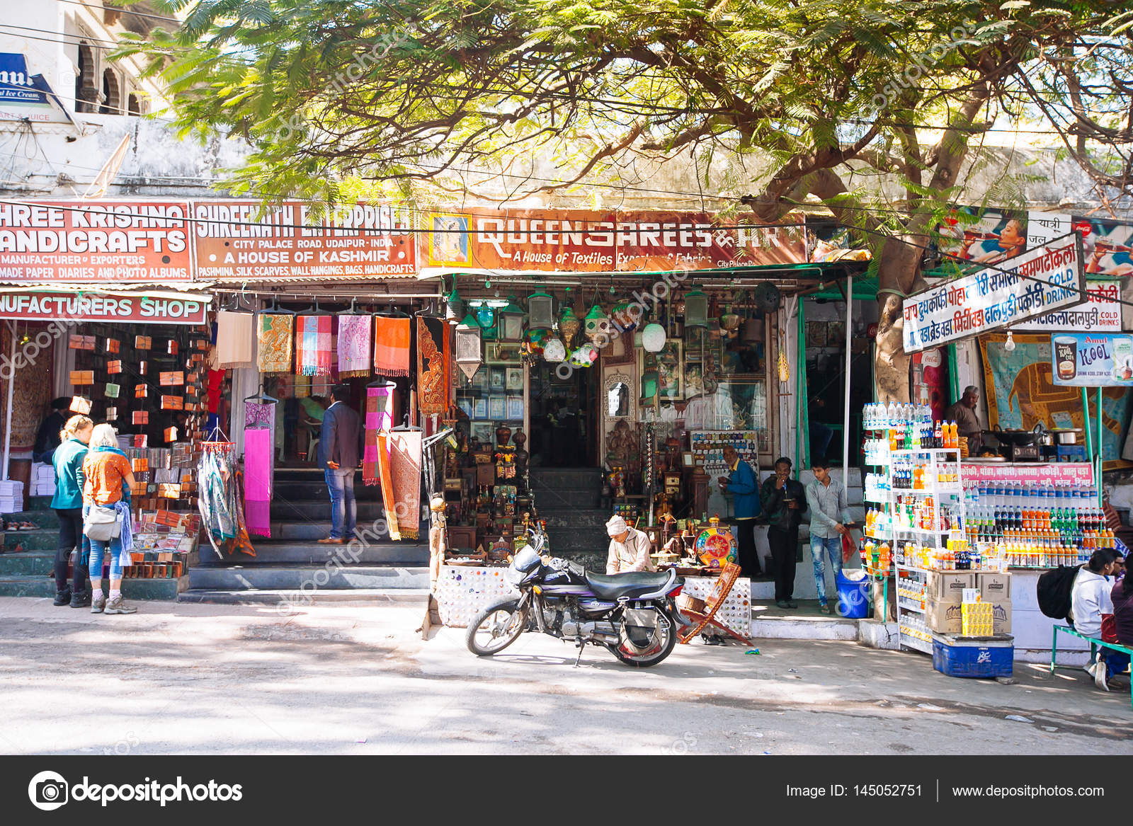 UDAIPUR, INDIA MARCH 12, 2017 Street view in Udaipur Stock