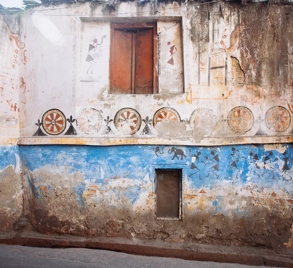 UDAIPUR, INDIA - MARCH 12, 2017: Street view in Udaipur — Stock Photo, Image