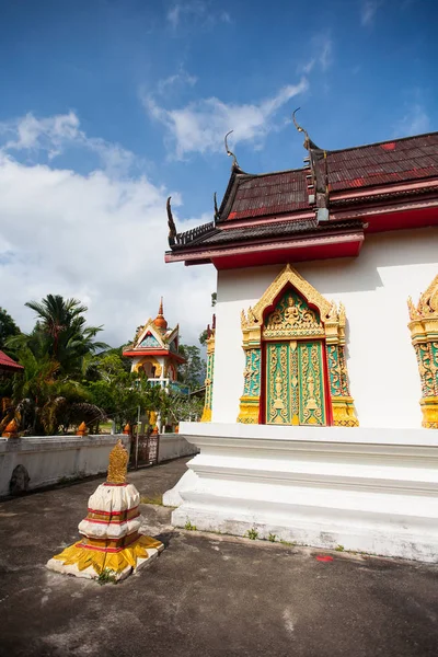 Temple in Koh Phangan — Stock Photo, Image