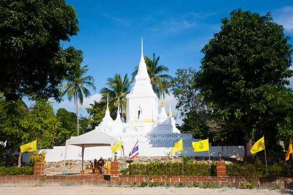 Świątynia w koh phangan — Zdjęcie stockowe