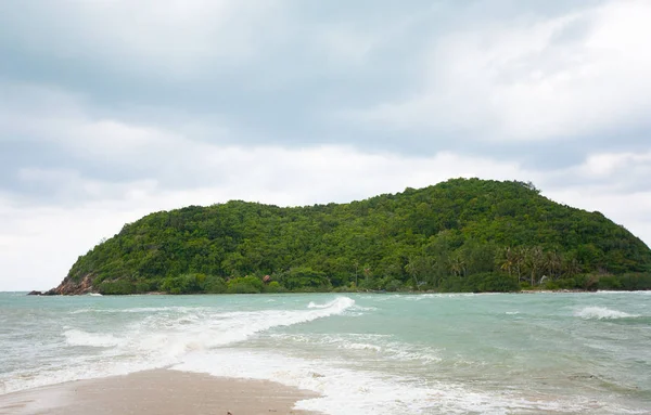 热带海滩上柯马 — 图库照片