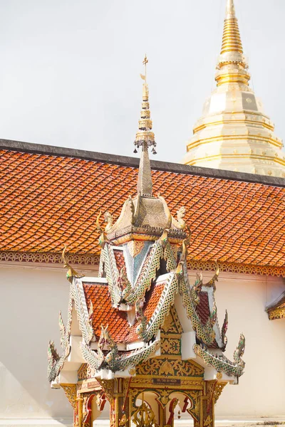 Wat phra that doi suthep in chiang mai, Thailand — Stockfoto