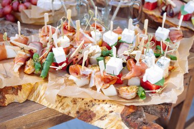 Güzel yemek Ziyafet tablo dekore edilmiş 