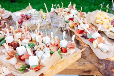 Güzel yemek Ziyafet tablo dekore edilmiş 