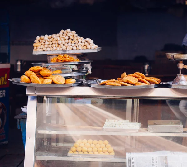 Comida de rua indiana na cidade de Pushkar . — Fotografia de Stock