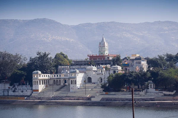 Pohled na město Pushkar, rajasthan, Indie. — Stock fotografie