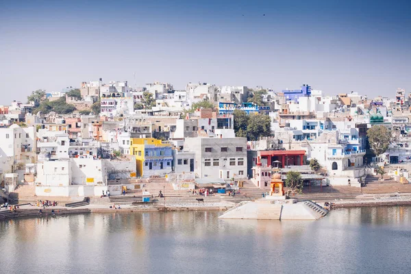 Blick auf die Stadt Pushkar, Rajasthan, Indien. — Stockfoto