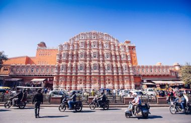 Jaipur, Hindistan - Jan 17: Hawa Mahal veya yer rüzgarlar veya esinti J