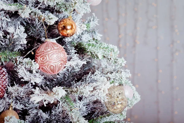 Árvore de Natal decorada. — Fotografia de Stock