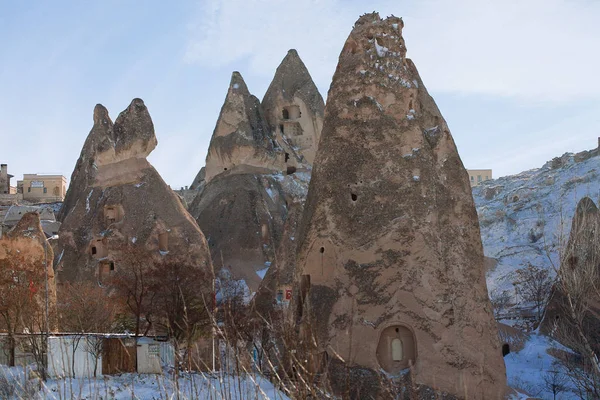 Utsikt över dalen i vintersäsongen, Cappadocia nationalpark, kalkon — Stockfoto