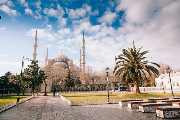 Vista de la Mezquita Azul (Sultanahmet Camii) en Estambul — Foto de Stock