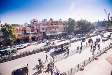 Jaipur, Hindistan - Jan 17: Üst yiew Hawa Mahal veya yer rüzgarlar veya esinti 17 Ocak 2017 meşgul Caddesi'nin Rajasthan, Hindistan