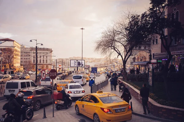 СТАМБУЛ, ТУРЦИЯ - 17 января 2018 года в Стамбуле. — стоковое фото