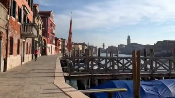 イタリアのムラーノ島 2020年1月20日 イタリアのヴェネツィアのラグーンにムラーノ島 — ストック動画