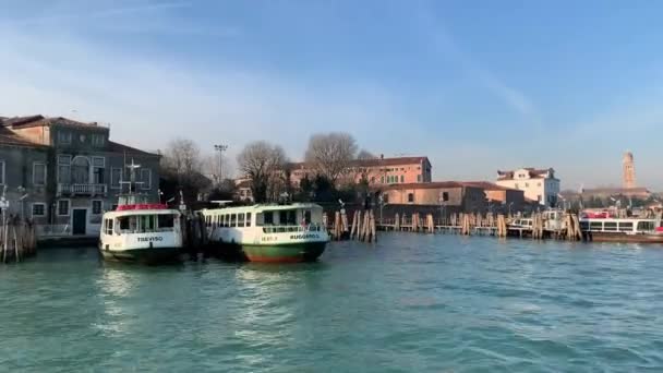 Venezia Gennaio 2020 Barche Nel Canale Venezia Italia Viaggi Invernali — Video Stock