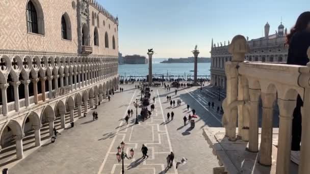 Venice Italy January 2020 圣马克威尼斯广场的时间过去了 圣马可广场的建筑威尼斯市中心的建筑细节 — 图库视频影像