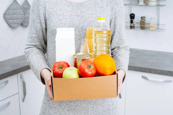 Woman Holding Delivering Box Set Fresh Raw Vegetables Food Supplies — Stock Photo, Image