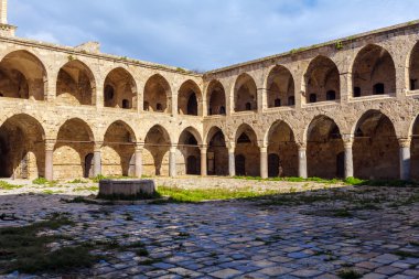 Khan al-umdan Galerisi, Akka