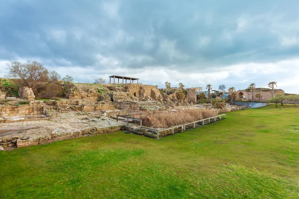 Ruinen des antiken Hafens, caesarea maritima — Stockfoto