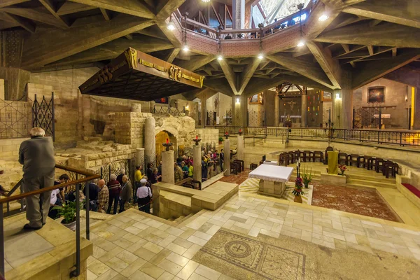 NAZARETH, ISRAEL - FEBRUARY 21, 2013: Interior of Annunciation C — Stock Photo, Image