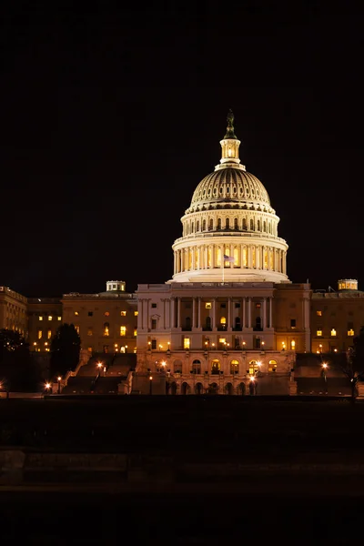 Capitol Building por la noche, Washington DC, EE.UU. — Foto de Stock
