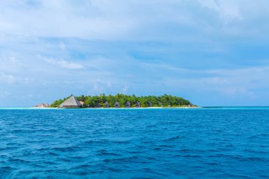 Island Beach Resort, Maldivler ile