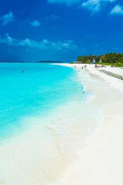Az idilli jelenet a tropical beach, Maldív-szigetek — Stock Fotó