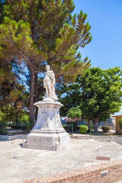 Denkmal für Schulenburg, Stadt Korfu — Stockfoto